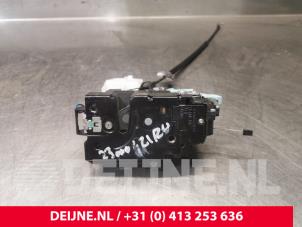 Volkswagen Caddy Deurslot Mechaniek 2Deurs rechts O202133 foto 2
