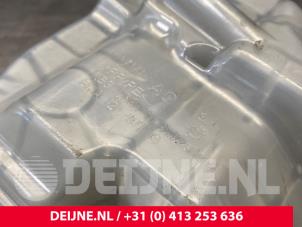 Volkswagen Caddy Ausgleichsbehälter O202759 foto 3