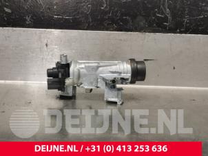 Volkswagen Caddy Ignition lock + key O202764 photo 2