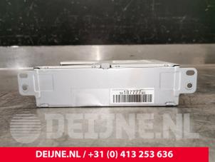 Peugeot Expert Regelunit Multi Media O202810 foto 3