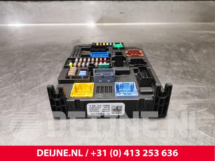 Citroen Jumpy Fuse box O202917