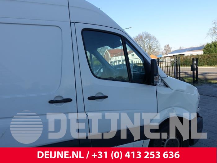 Volkswagen Crafter Tür 2-türig rechts O203091