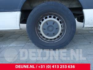 Volkswagen Crafter Velgen set O203114 foto 3