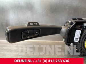 Volvo V40 Steering column stalk O203154 photo 3