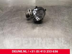 Volvo V60 Additional water pump O203315 photo 2
