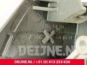 Mercedes Vito Türgriff 2-türig rechts O203282 foto 3