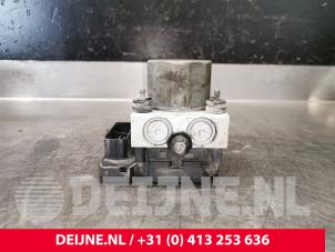 Tesla Model S ABS Pomp O203331 foto 2