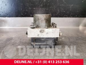 Tesla Model S ABS Pomp O203331 foto 3