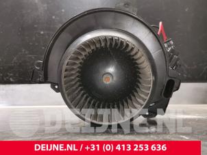 Mercedes Sprinter Kachel Ventilatiemotor O203411 foto 2