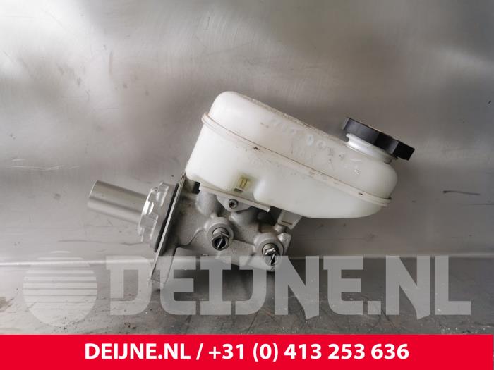 Tesla Model S Hoofdremcilinder O203557