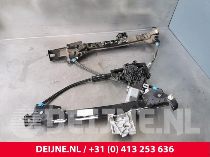 Tesla Model S Fenstermechanik 4-türig rechts hinten O203568
