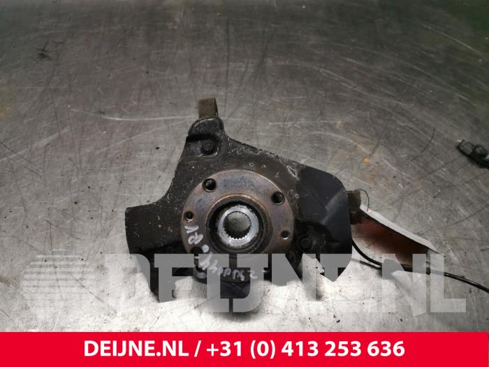 Fiat Fiorino Fusee rechts-voor O203604