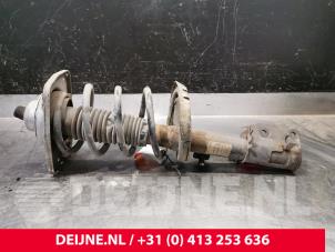 Gebruikte Mac Phersonpoot rechts-voor Peugeot Expert Tepee (G9) 2.0 HDi 120 Prijs € 60,50 Inclusief btw aangeboden door van Deijne Onderdelen Uden B.V.