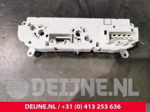 Ford Transit Custom Kachel Bedieningspaneel O203798 foto 3