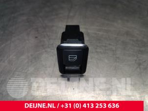 Tesla Model S Elektrisch Raam Schakelaar O203926 foto 2