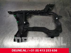 Volvo V90 Rear bumper bracket, right O203944 photo 3