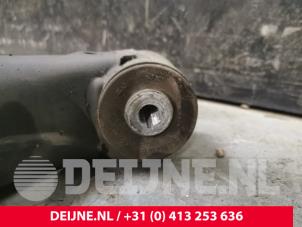 Mercedes Vito Querlenker links hinten O203973 foto 3