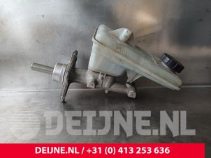 Opel Vivaro Hauptbremszylinder O204118 foto 2