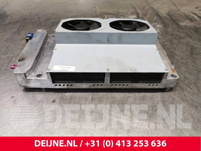 Tesla Model S Autopilot controle unit O204169