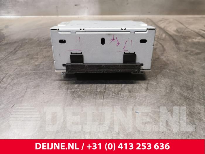 Ford Transit Custom CD player O204177