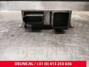 Opel Movano Vorglührelais O204187 foto 2