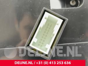 Opel Combo Odometer KM O204230 photo 3