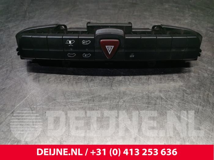Mercedes Vito Paniekverlichtings Schakelaar O204280