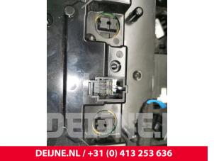 Mercedes Sprinter Innenbeleuchtung vorne O204301 foto 3