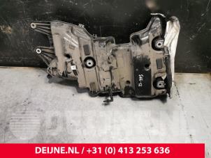 Gebruikte Ureumreservoir Mercedes Vito (447.6) 2.0 114 CDI 16V Prijs € 508,20 Inclusief btw aangeboden door van Deijne Onderdelen Uden B.V.