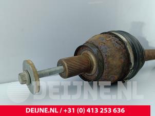 Volvo V70 Front drive shaft, left O204468 photo 2