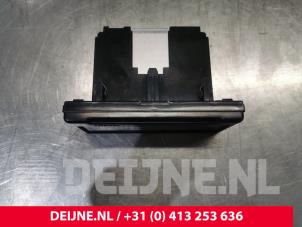 Volvo C70 Display Multi Media regelunit O204553 foto 3