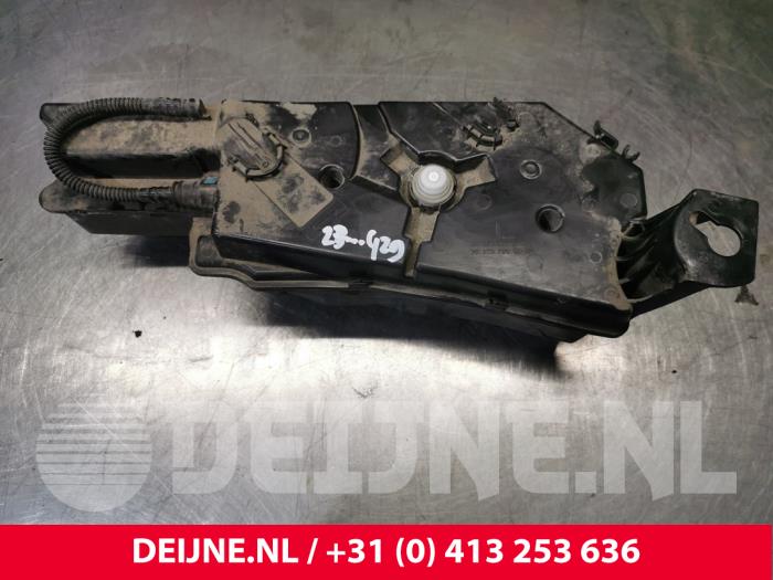 Opel Combo Additatief tank O204712