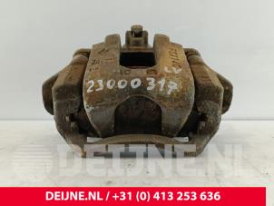 Gebruikte Remklauw (Tang) links-voor Mitsubishi Canter 3.0 Di-D 16V 35 Prijs € 90,75 Inclusief btw aangeboden door van Deijne Onderdelen Uden B.V.