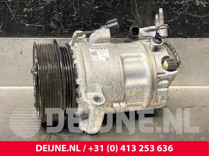 Volvo V60 Air conditioning pump O204743