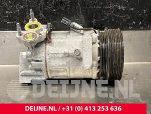 Volvo V60 Air conditioning pump O204743 photo 3
