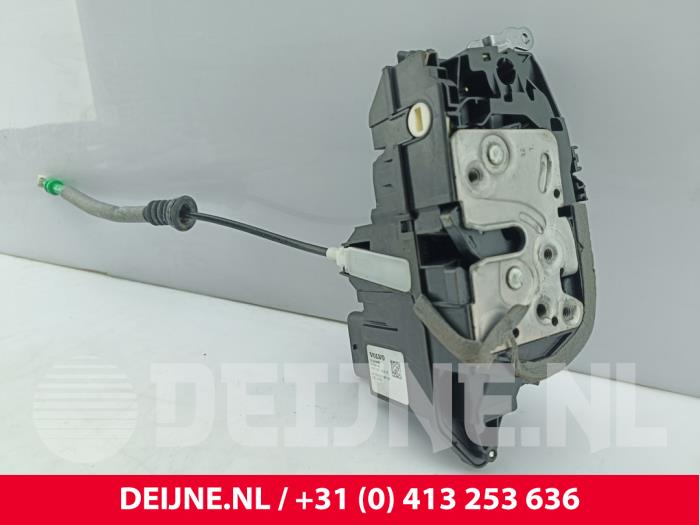 Volvo V60 Rear door lock mechanism 4-door, left O204773