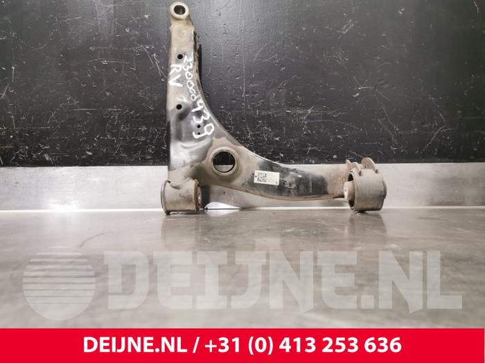 Volkswagen Crafter Draagarm onder rechts-voor O204957