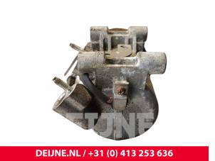 Toyota Pro-Ace Air conditioning pump O205011 photo 3