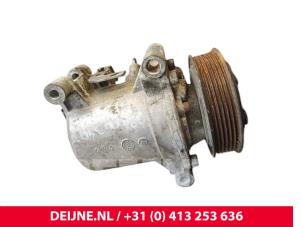 Toyota Pro-Ace Air conditioning pump O205011 photo 2