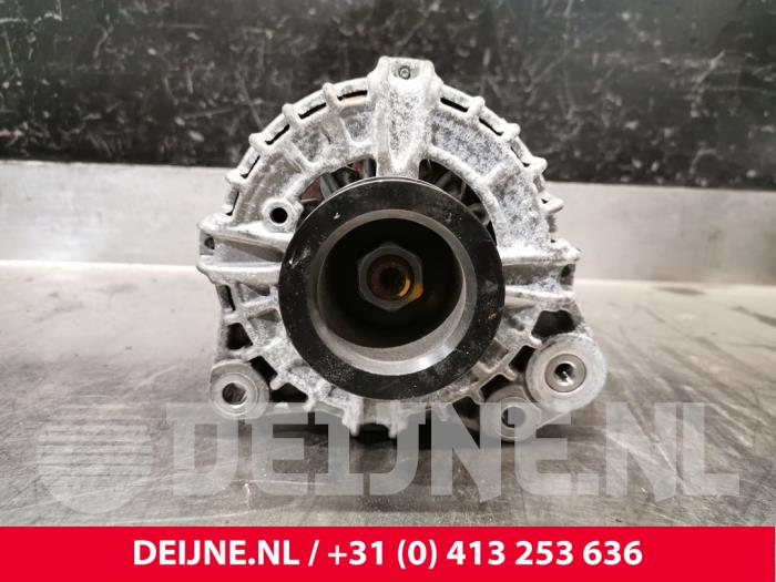 Gebruikte Dynamo Volvo XC60 I (DZ) 2.0 D4 16V Prijs € 50,00 Margeregeling aangeboden door van Deijne Onderdelen Uden B.V.