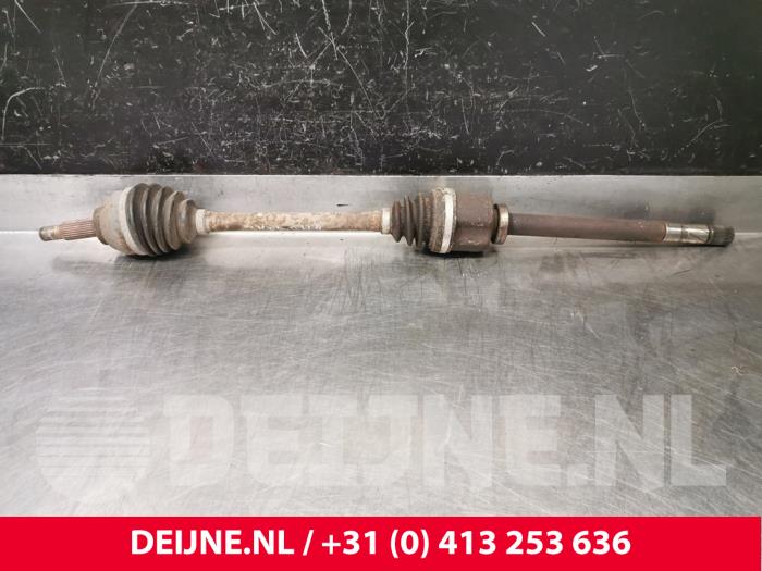 Renault Trafic Aandrijfas rechts-voor O205204