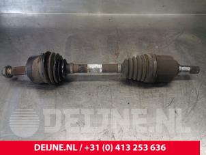 Gebruikte Aandrijfas links-voor Mercedes Vito (447.6) 1.6 111 CDI 16V Prijs € 181,50 Inclusief btw aangeboden door van Deijne Onderdelen Uden B.V.