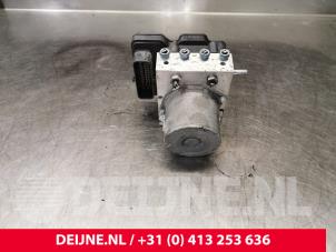 Gebruikte ABS Pomp Mercedes Vito (447.6) 1.6 111 CDI 16V Prijs € 278,30 Inclusief btw aangeboden door van Deijne Onderdelen Uden B.V.