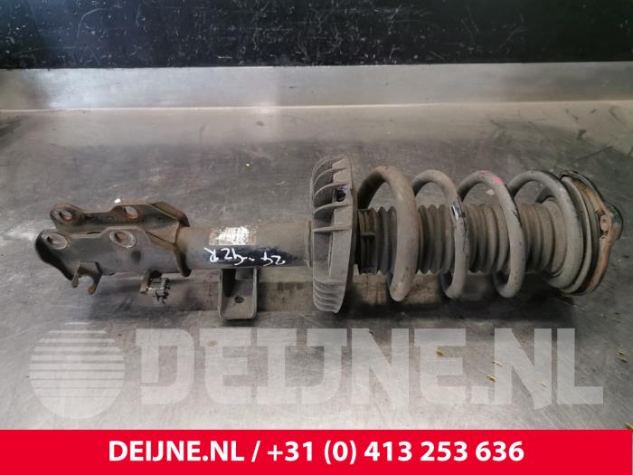Mercedes Vito Front shock absorber rod, right O205324