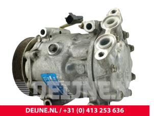 Volvo V50 Air conditioning pump O205444 photo 3