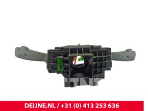 Volvo V50 Steering column stalk O205448 photo 2
