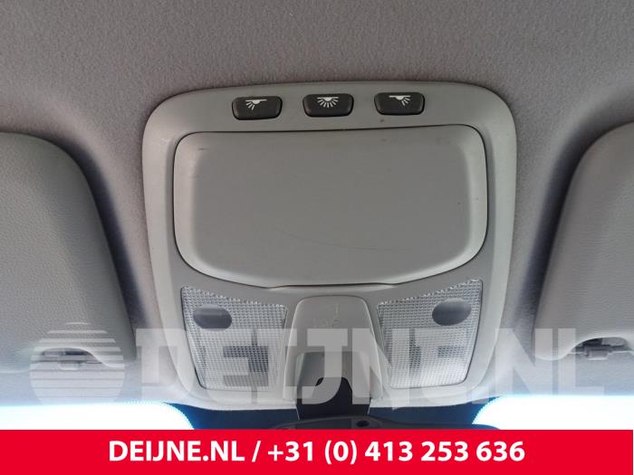 Volvo V70 Innenbeleuchtung vorne O205544