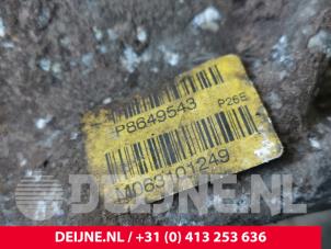 Volvo V70 Draagarm onder links-voor O205549 foto 3