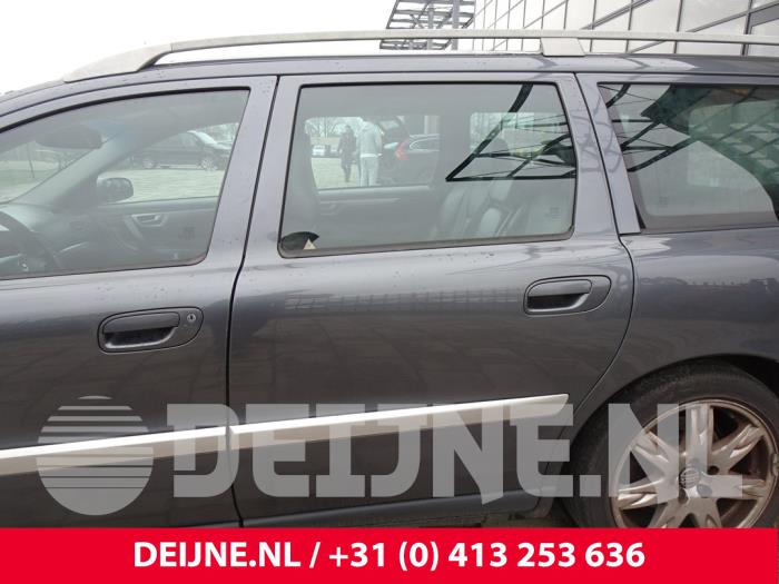 Volvo V70 Portier 4Deurs links-achter O205564