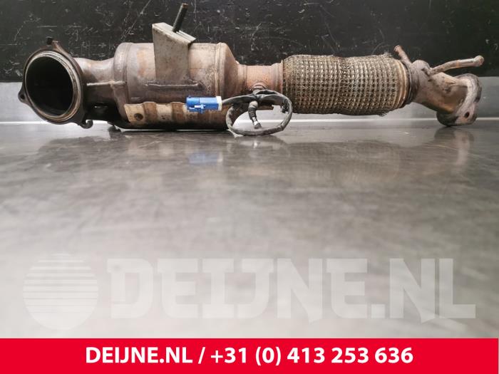 Gebruikte Katalysator Volvo V40 (MV) 1.6 T2 GTDi 16V Prijs € 400,00 Margeregeling aangeboden door van Deijne Onderdelen Uden B.V.